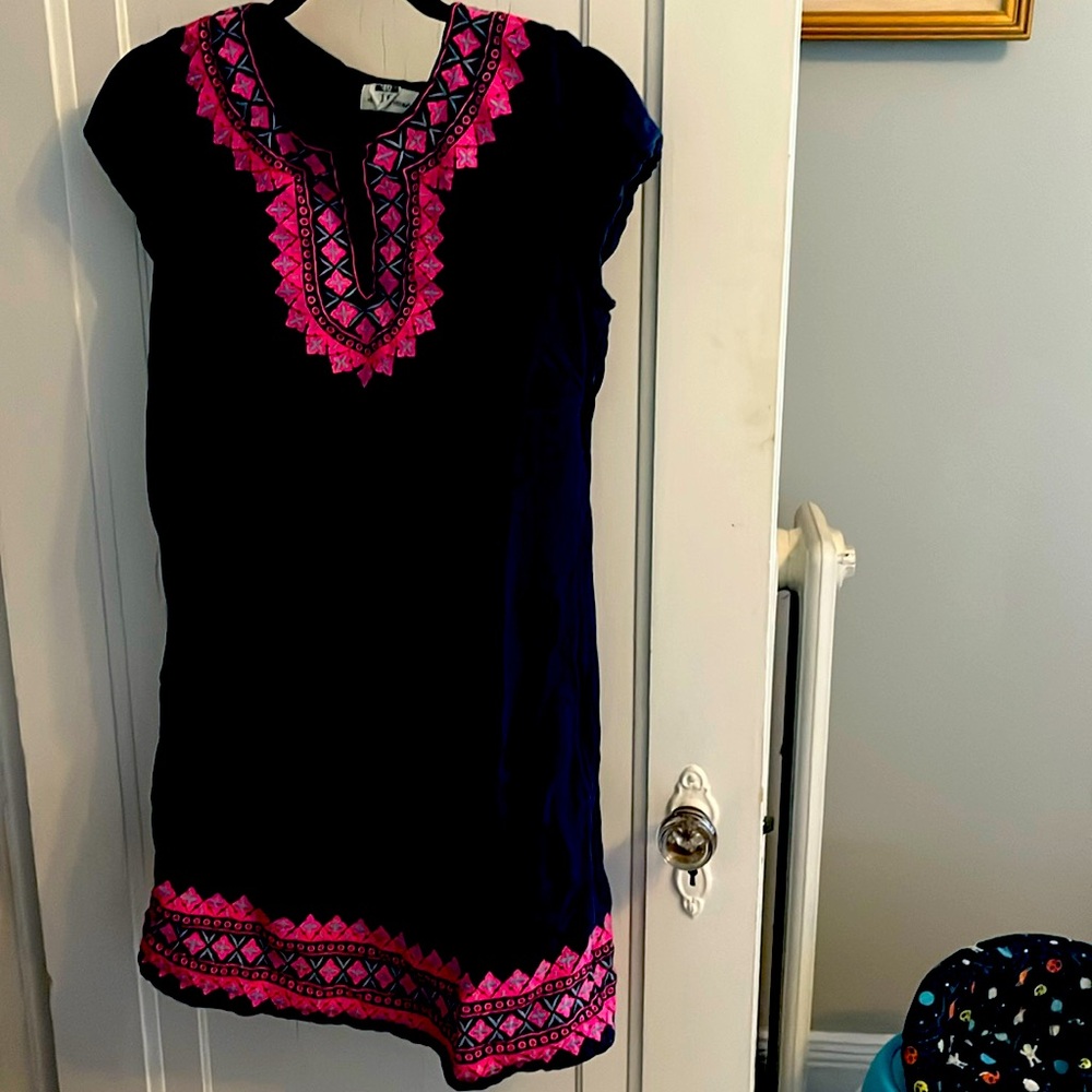 Vineyard vines dress